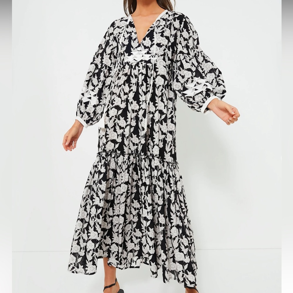 KLEED
Bengal Black Maxi Dress - Picture 1 of 12